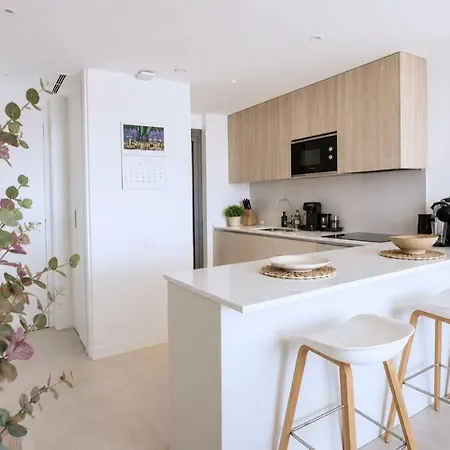 Elegant Retreat With Terrace, Pools & Gym Lejlighed Estepona